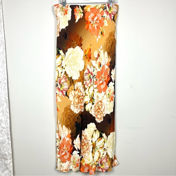 Favorite Daughter Gwen Floral Print Maxi Skirt in Sienna Brown/Gold/Cream - Picture 7 of 7